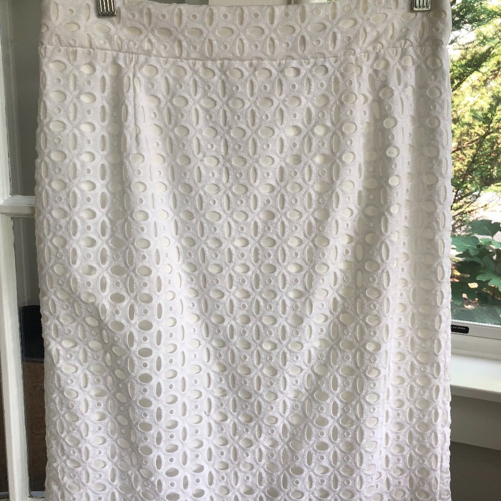 Banana Republic White Eyelet Skirt